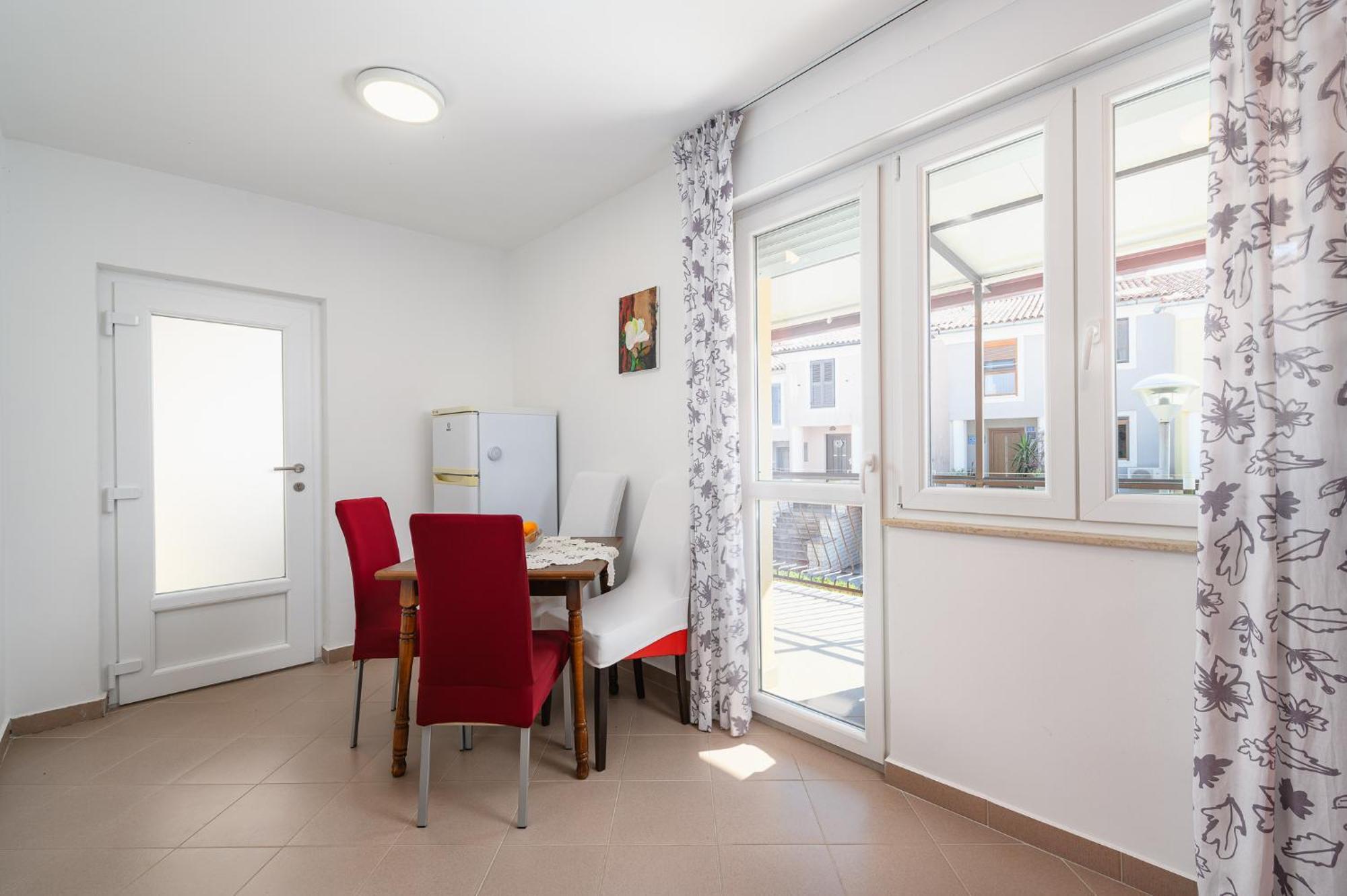 Apartments Kovacic-Punta 乌马格 客房 照片